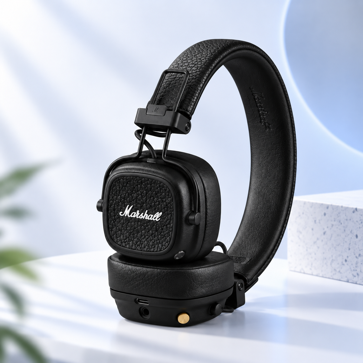 Marshall Major V Wireless On-Ear Headphones - Black